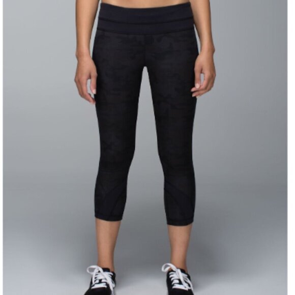 EC Lululemon Run: Inspire Crop II - Camo - Size 6 - Picture 1 of 5